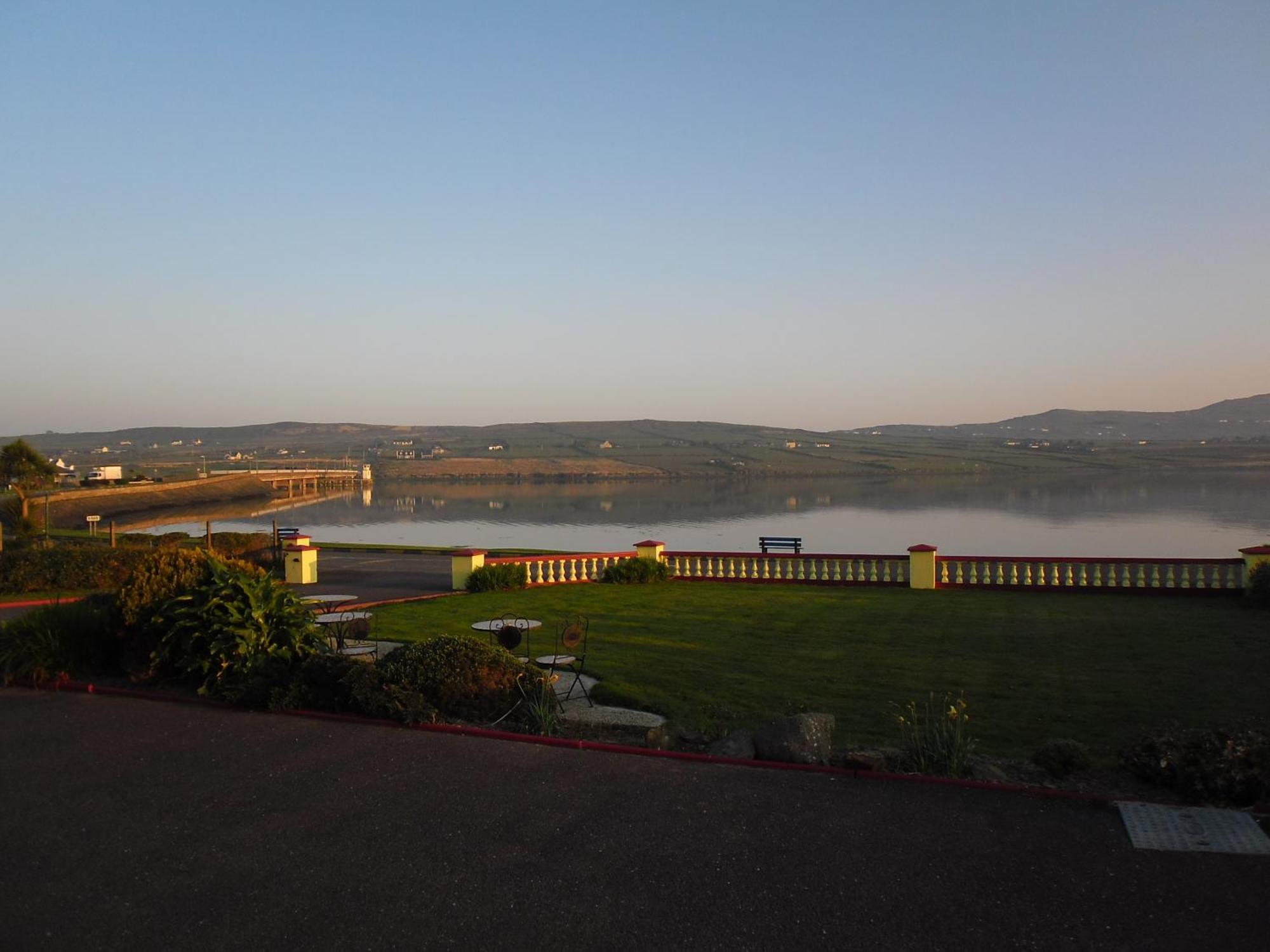The Waterfront B&B Portmagee Bagian luar foto